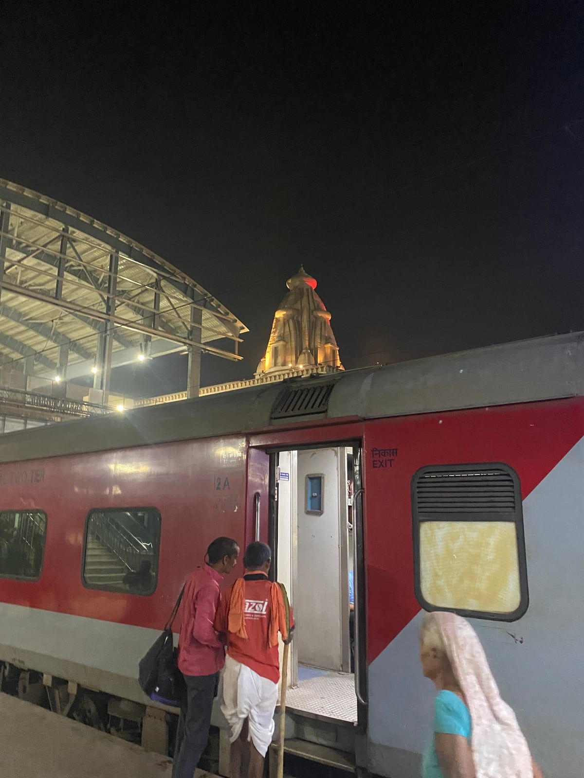Ayodhya Dham Junction: The Story Behind the Station Design